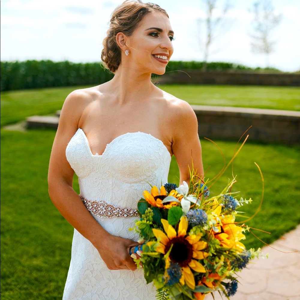 Lace mermaid wedding dress